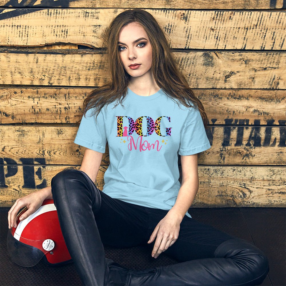 Dog Mom Leopard and Stars T-Shirt - DoggyLoveandMore