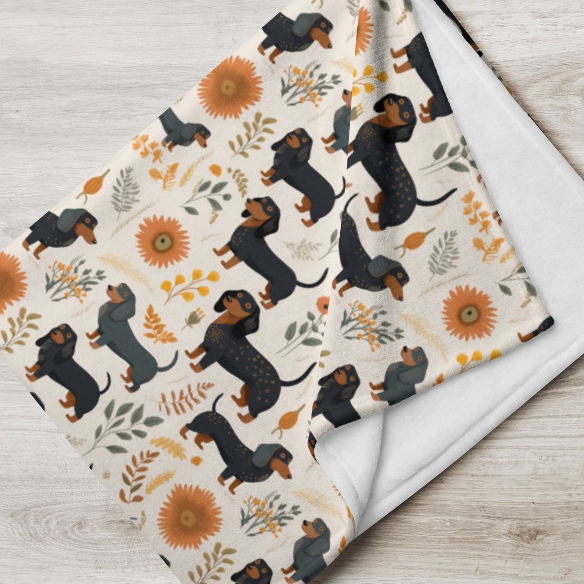 Cream Dachshund Throw Blanket - DoggyLoveandMore